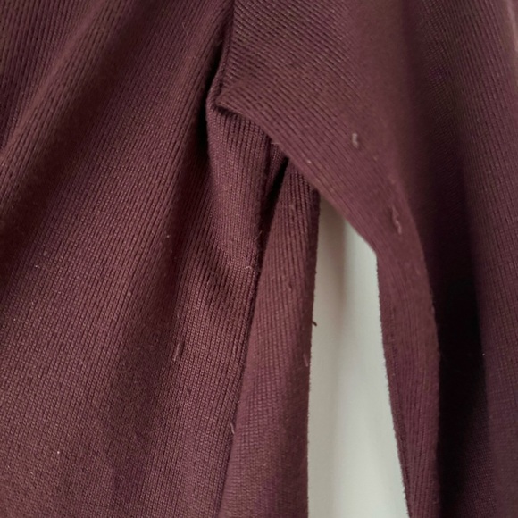 🍷 AMERICAN EAGLE SOFT AND SEXY LONG SLEEVE BURGUNDY MAROON SWEATER - Picture 4 of 5